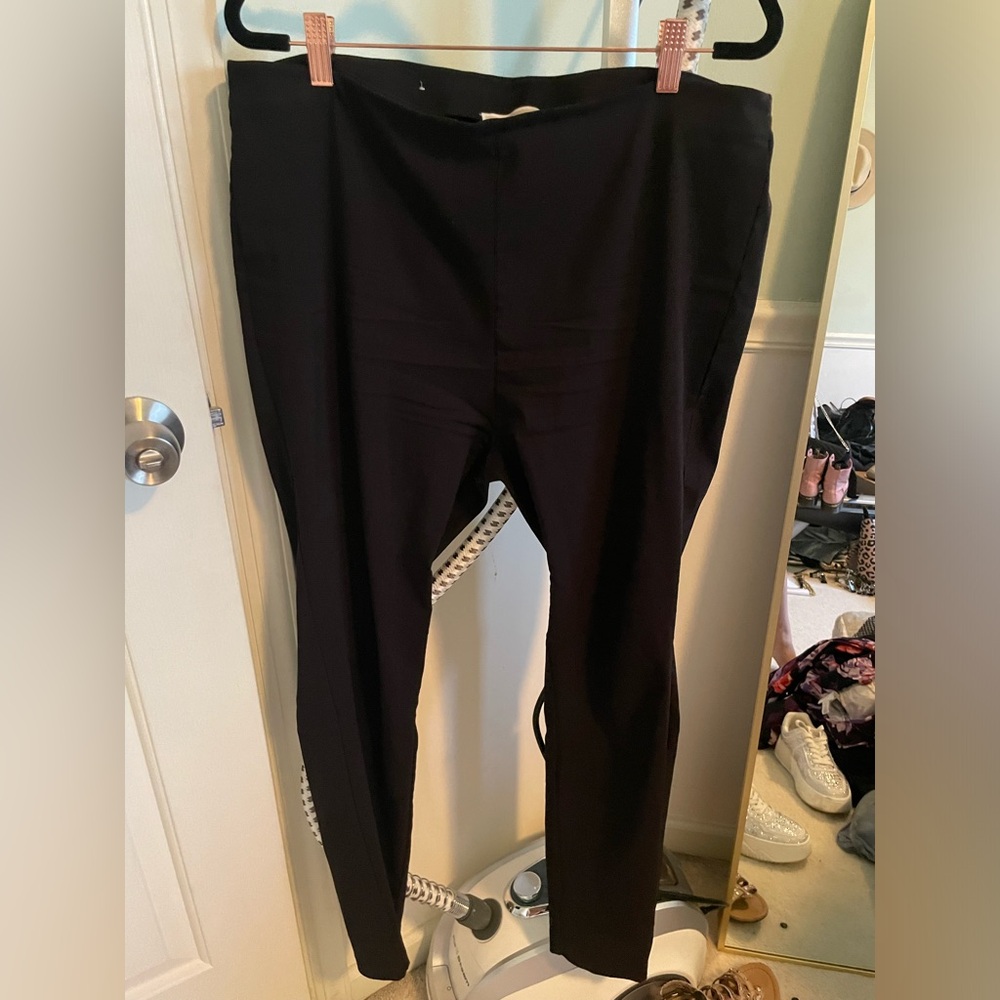 *like new* black Michael Kors slacks XL
